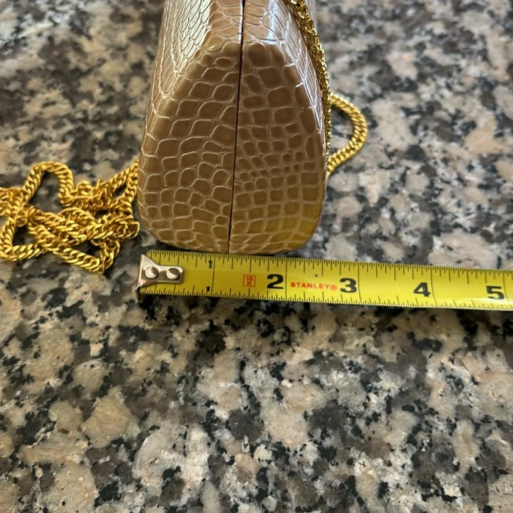 Hard shell Evening Bag Gold Alligator pattern rhizome clasp